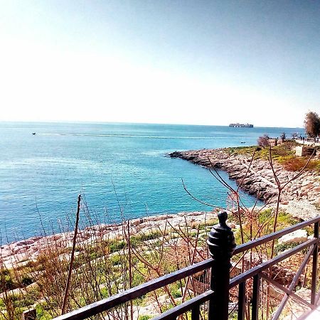 Φωτεινό Διαμέρισμα Πειραιας Pireu Exterior foto