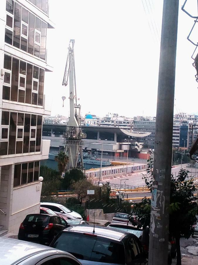 Φωτεινό Διαμέρισμα Πειραιας Pireu Exterior foto